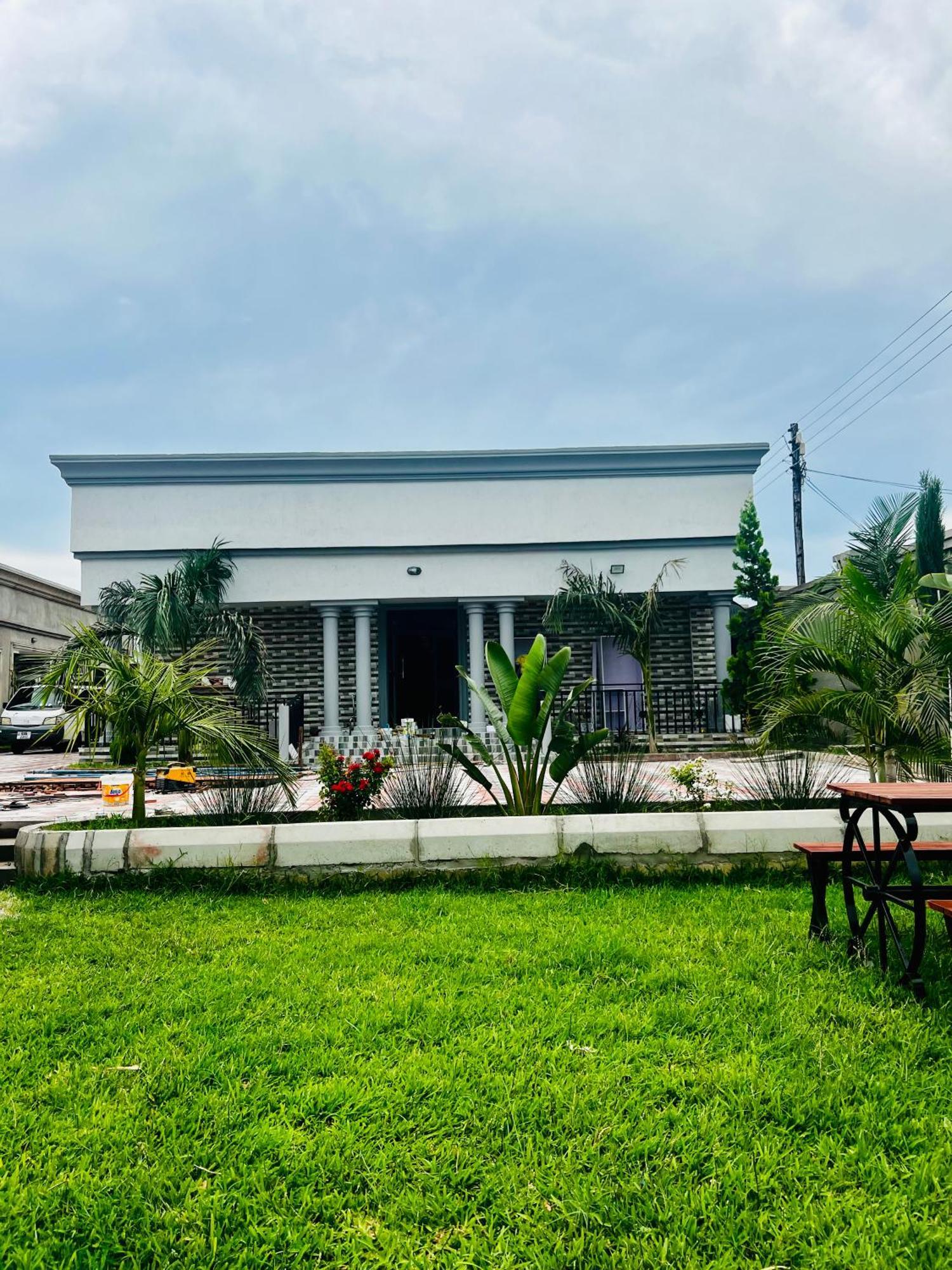 Newday Lodge Apartments Lusaka Exterior photo